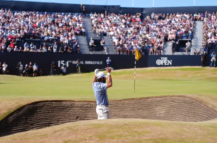 Fox and supporting cast keep this British Open from being remembered for the wrong reasons